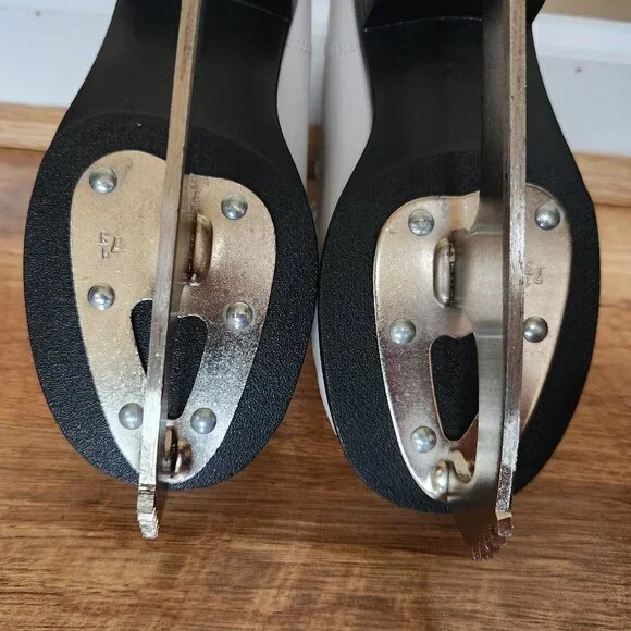 DBX White Girls Ice Skates Size 12J - Picture 16 of 16